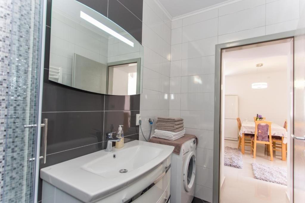 Apartment Mojas Doli ภายนอก รูปภาพ