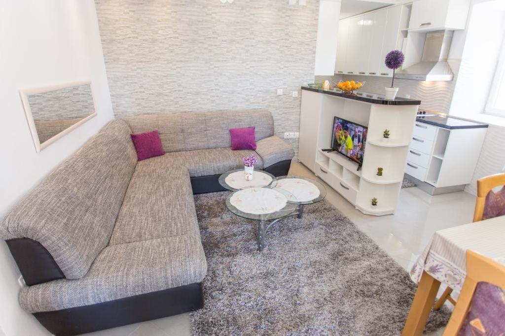 Apartment Mojas Doli ภายนอก รูปภาพ